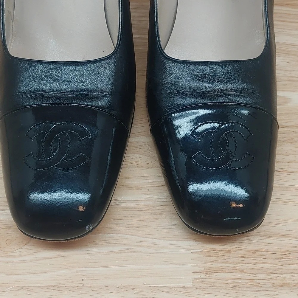 COCO CHANEL Black leather/patent Block heels CC logo EU 37 US 6.5-7 READ⬇️ - Picture 3 of 15